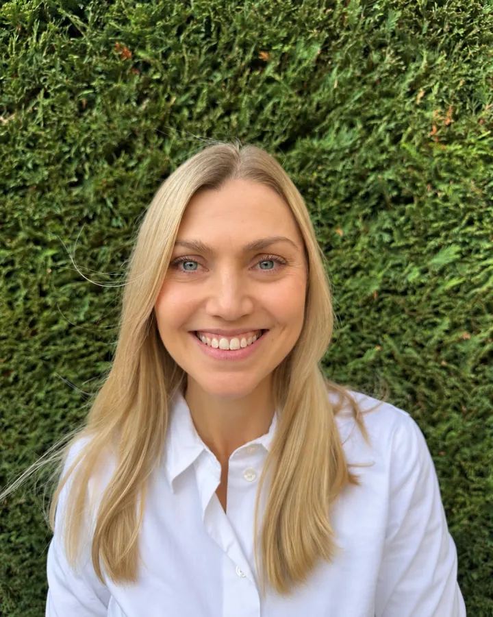 Lara, Founder